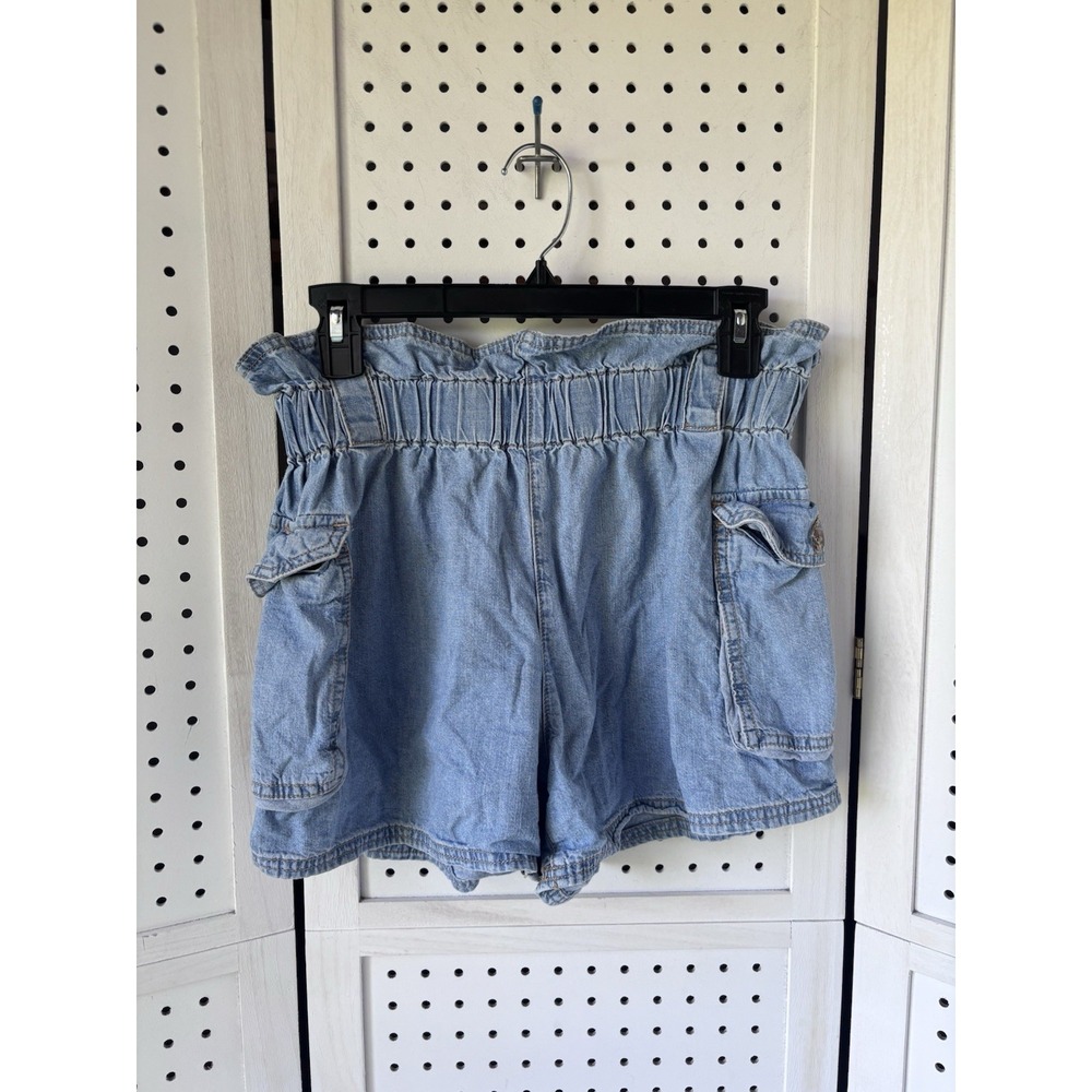 Urban Outfitters Women's M Pull On Chambray Denim Cargo Shorts Ruffle Waist